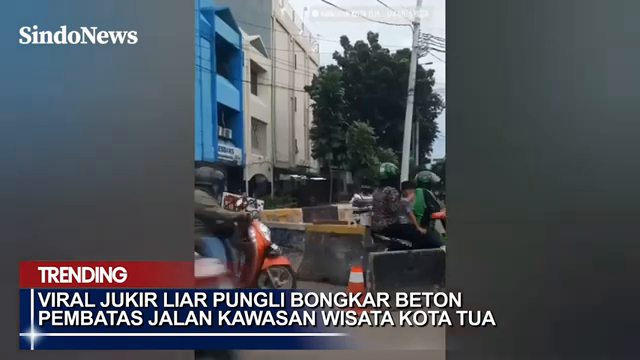 Viral  Demi Pungli Jukir Liar Bongkar Beton Pembatas Jalan Di Kawasan Wisata Kota Tua   Trending