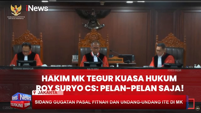 Panas  Hakim Mk Semprot Kuasa Hukum Roy Suryo Cs Di Sidang Gugatan Pasal Fitnah Dan Uu Ite