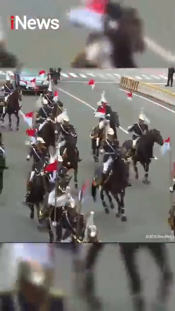 Momen Pm Australia Dikawal 80 Pasukan Berkuda Menuju Istana  Temui Presiden Prabowo.