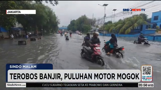 Nekat Terobos Banjir  Puluhan Motor Di Jakarta Utara Mogok   Sindo Malam   10 02
